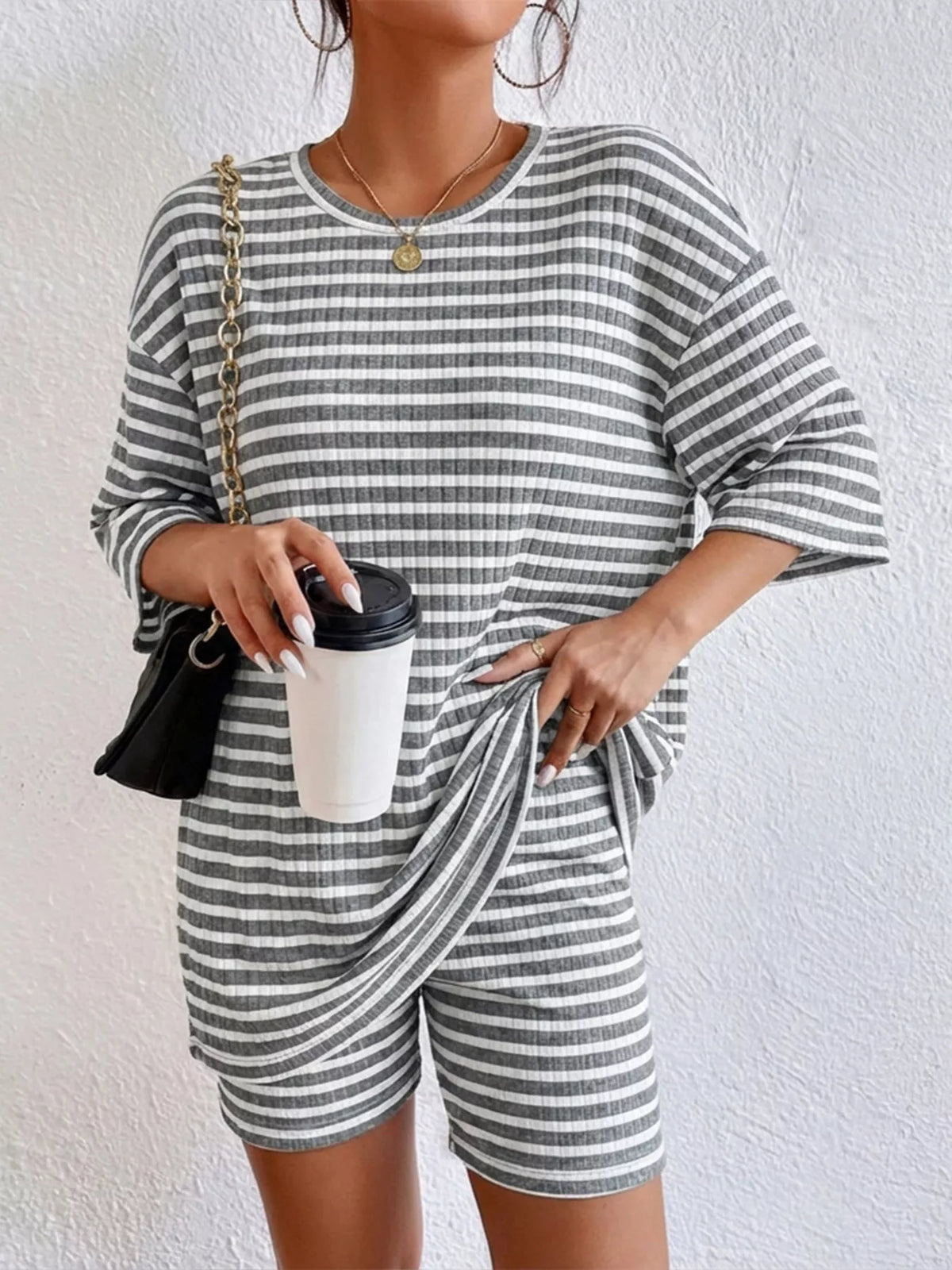 Striped Round Neck Top Shorts Set (22)