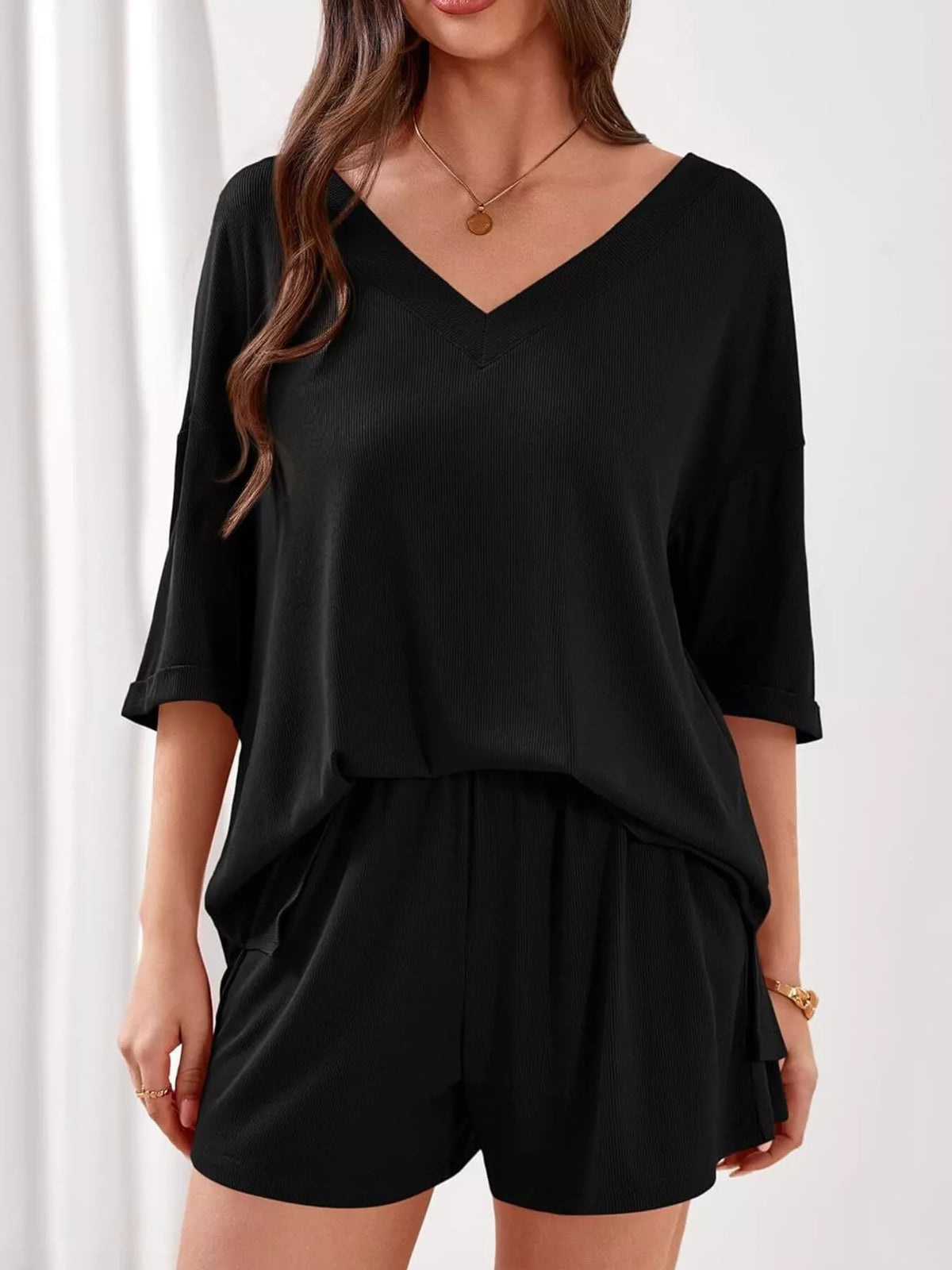 Casual Solid Color V-neck Top Shorts Set (22)