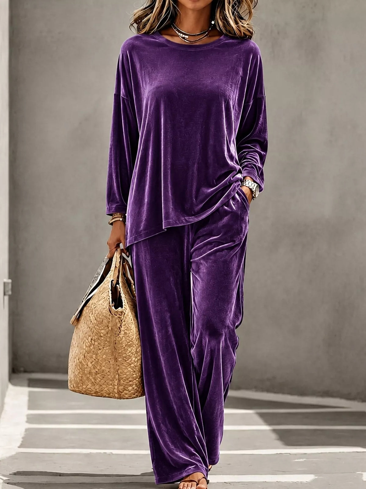 Full Size Velvet Long Sleeve Top Pants Set Plus (4)