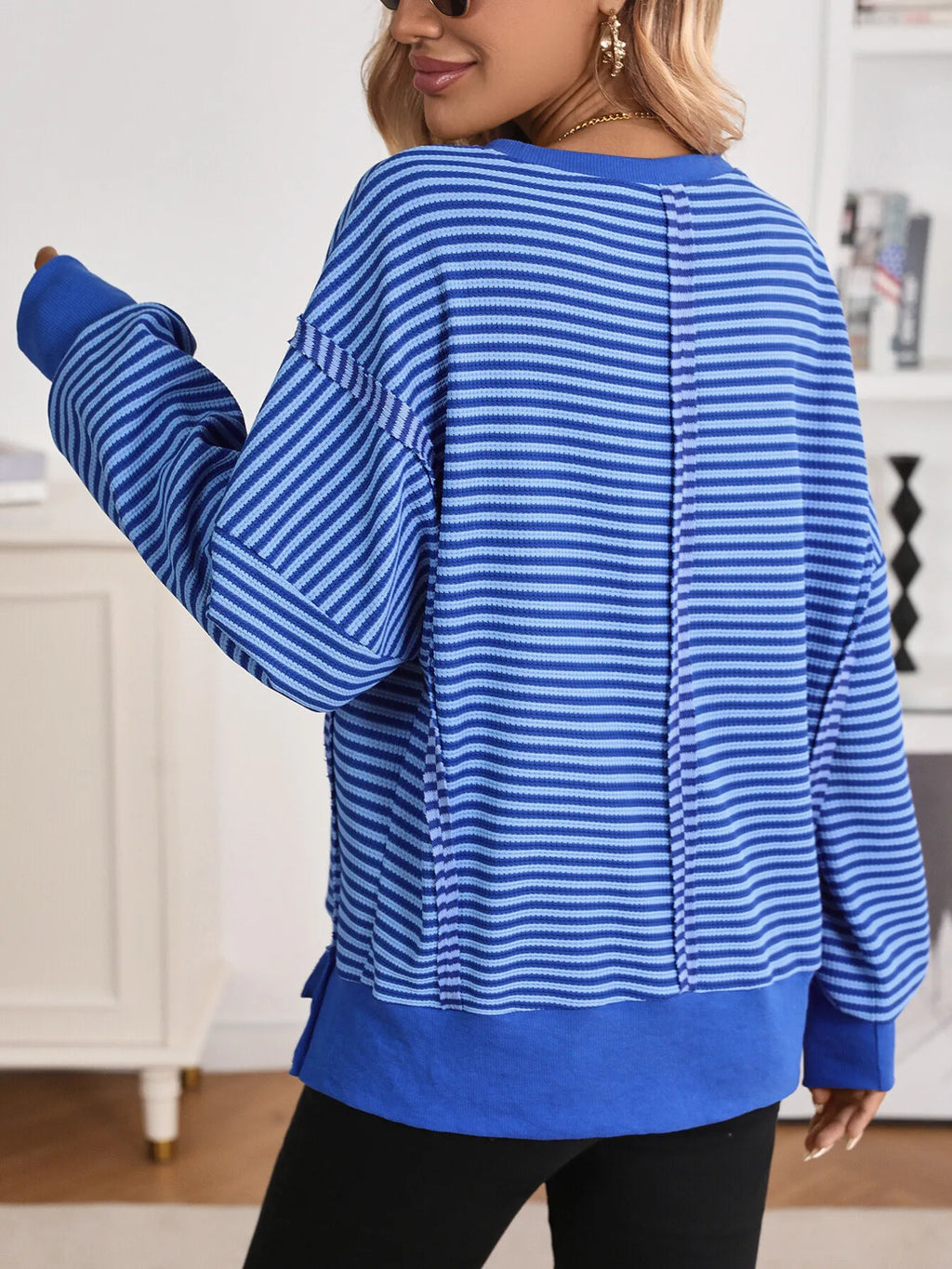 Exposed Seam Striped Contrast Sweatshirt (8)