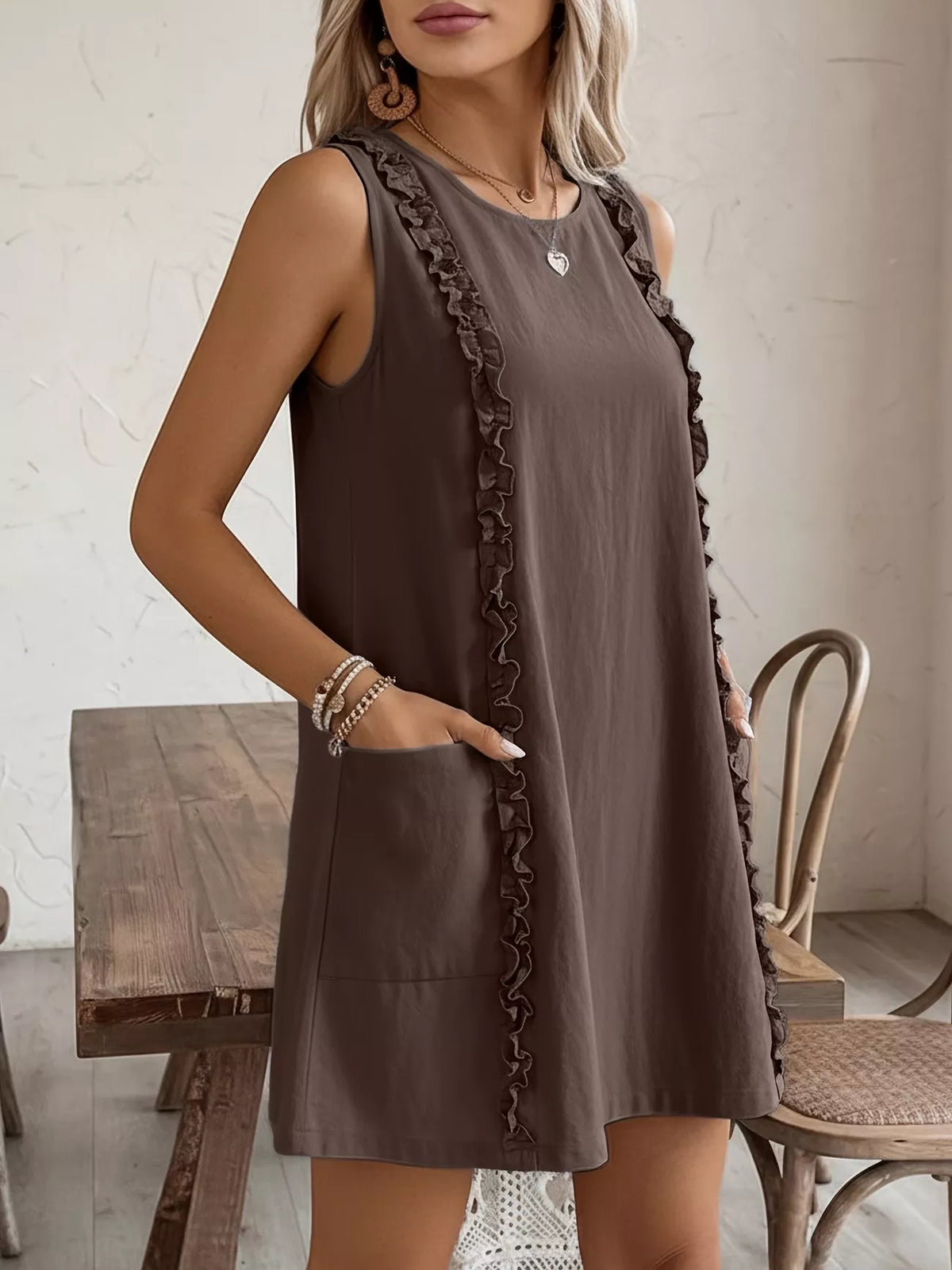 Frill Sleeveless Round Neck Dress (14)