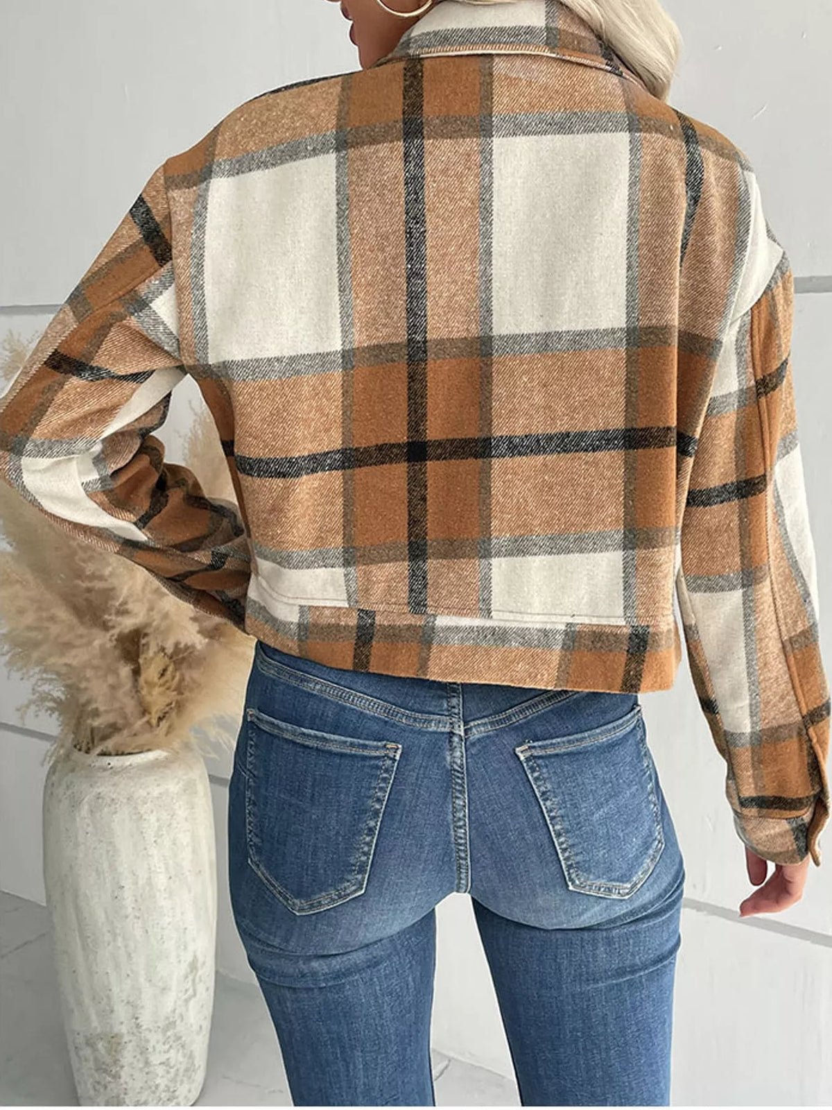 Plaid Button-front Cropped Jacket (16)