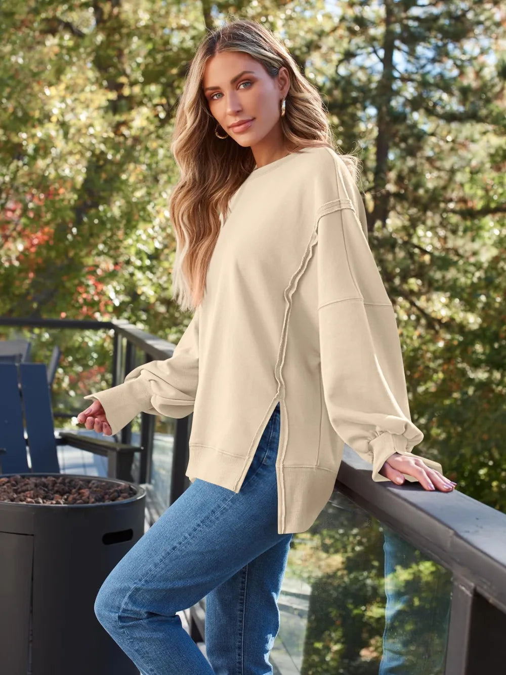 Slit Round Neck Long Sleeve Sweatshirt (11)