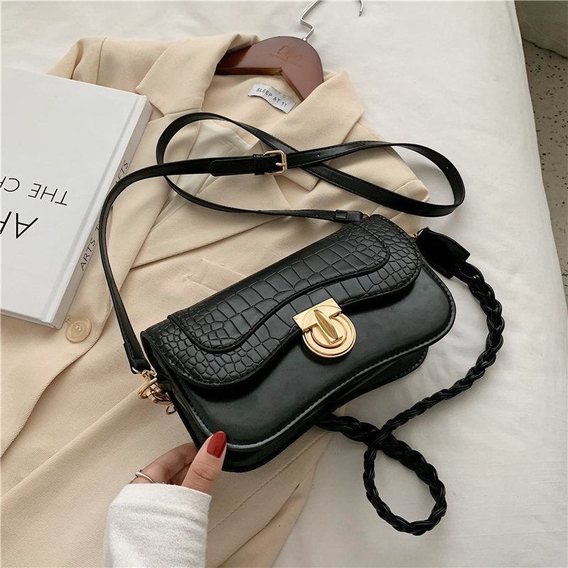 Popular Retro Shoulder Bag photo 3