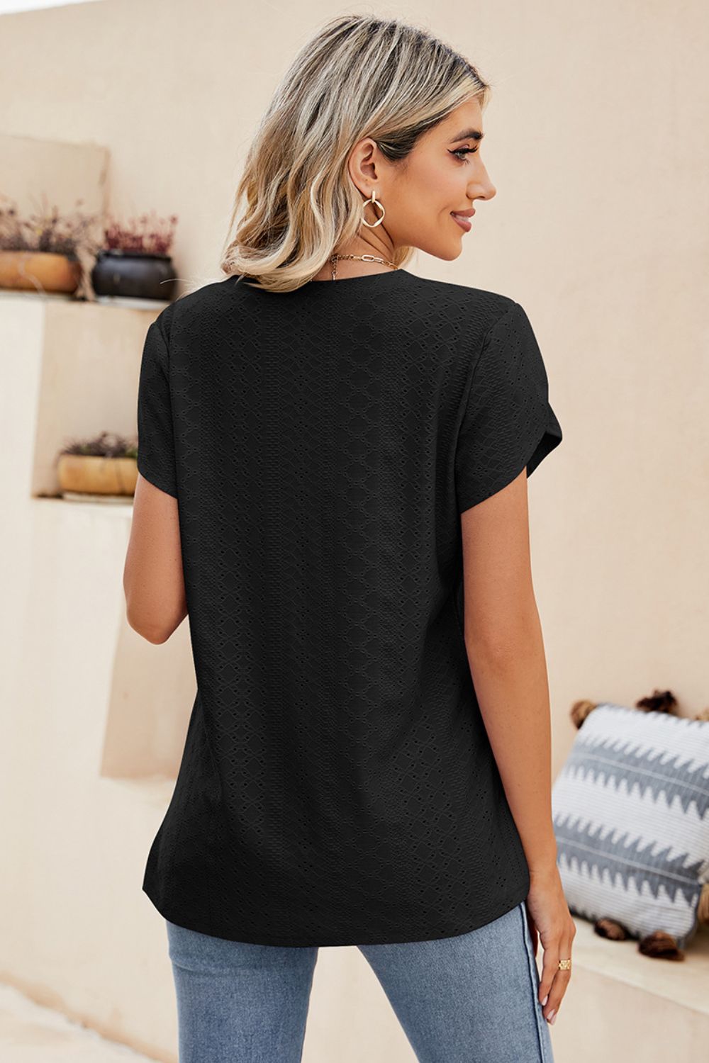 Eyelet Petal Sleeve V-neck Knit Top (15)