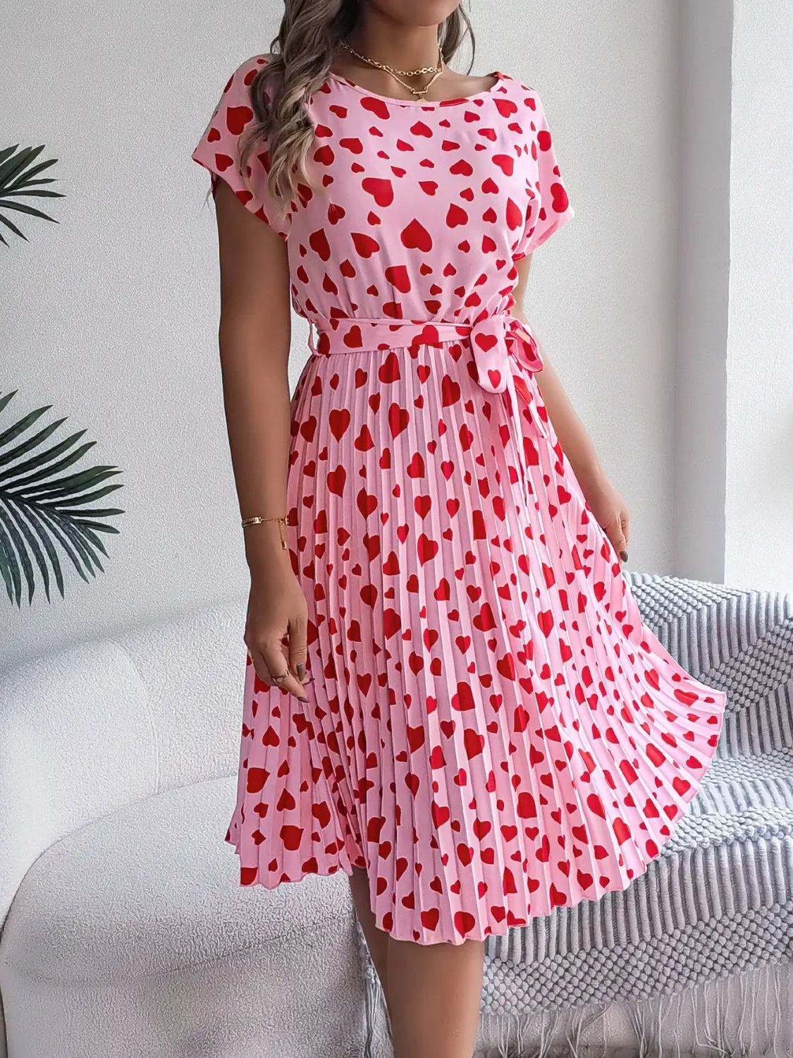 Heart Print Short Sleeve Tie Waist Dress (3)