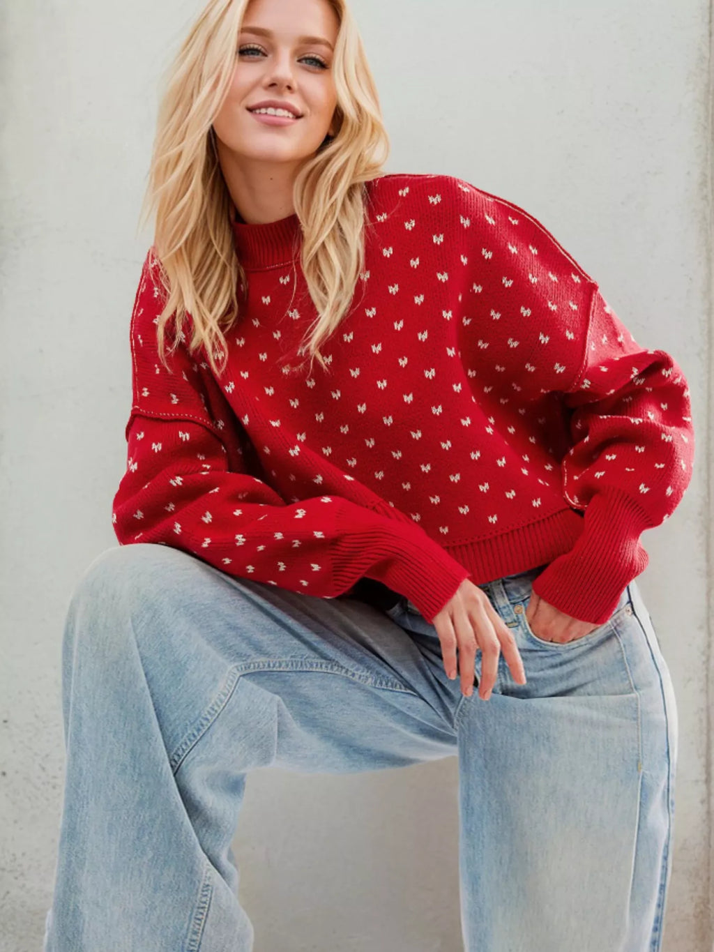 Heart-patterned Round Neck Sweater (8)