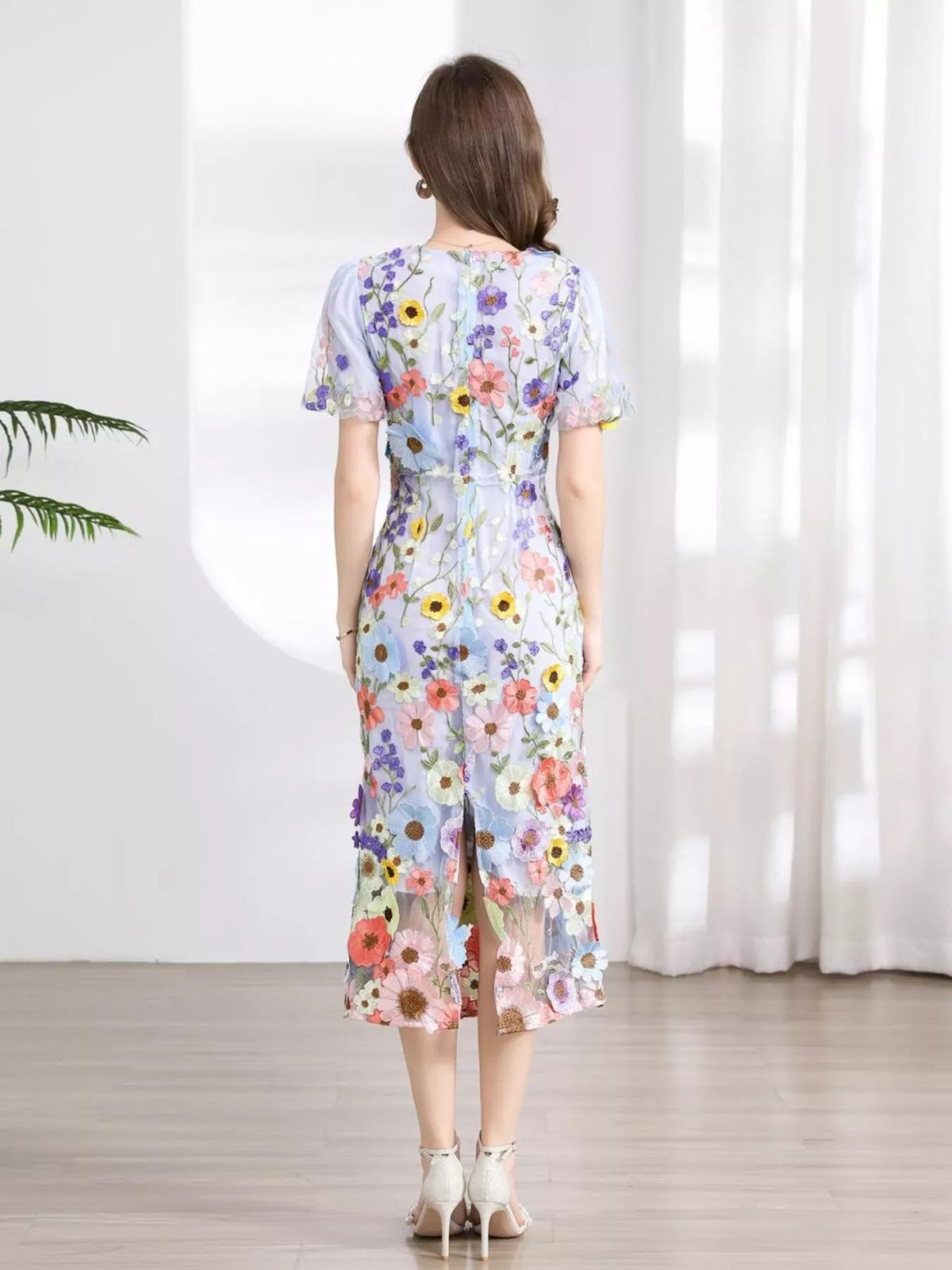 Floral Embroidered Puff Sleeve Midi Dress (17)
