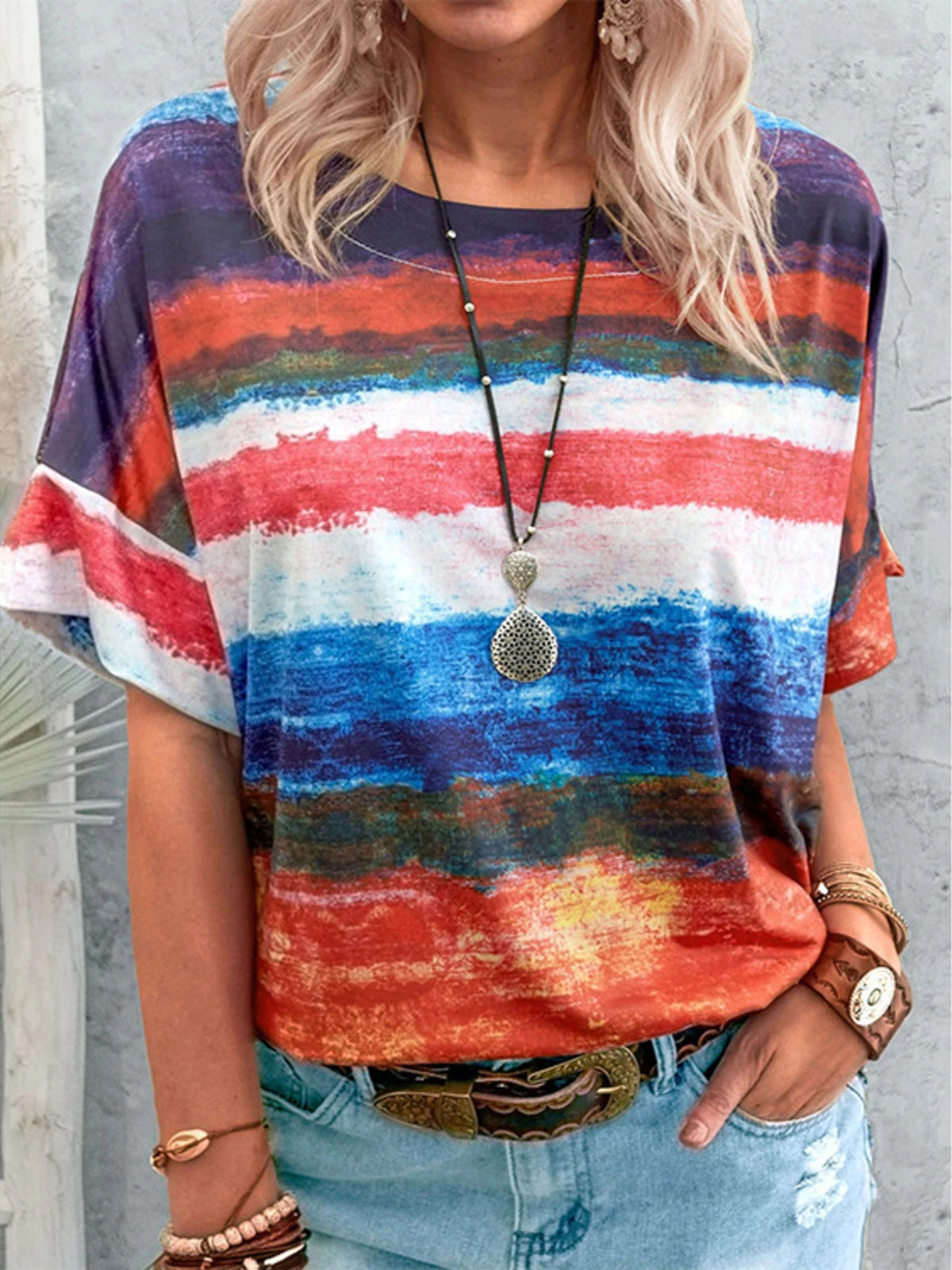 Contrast Round Neck Casual T-shirt (7)