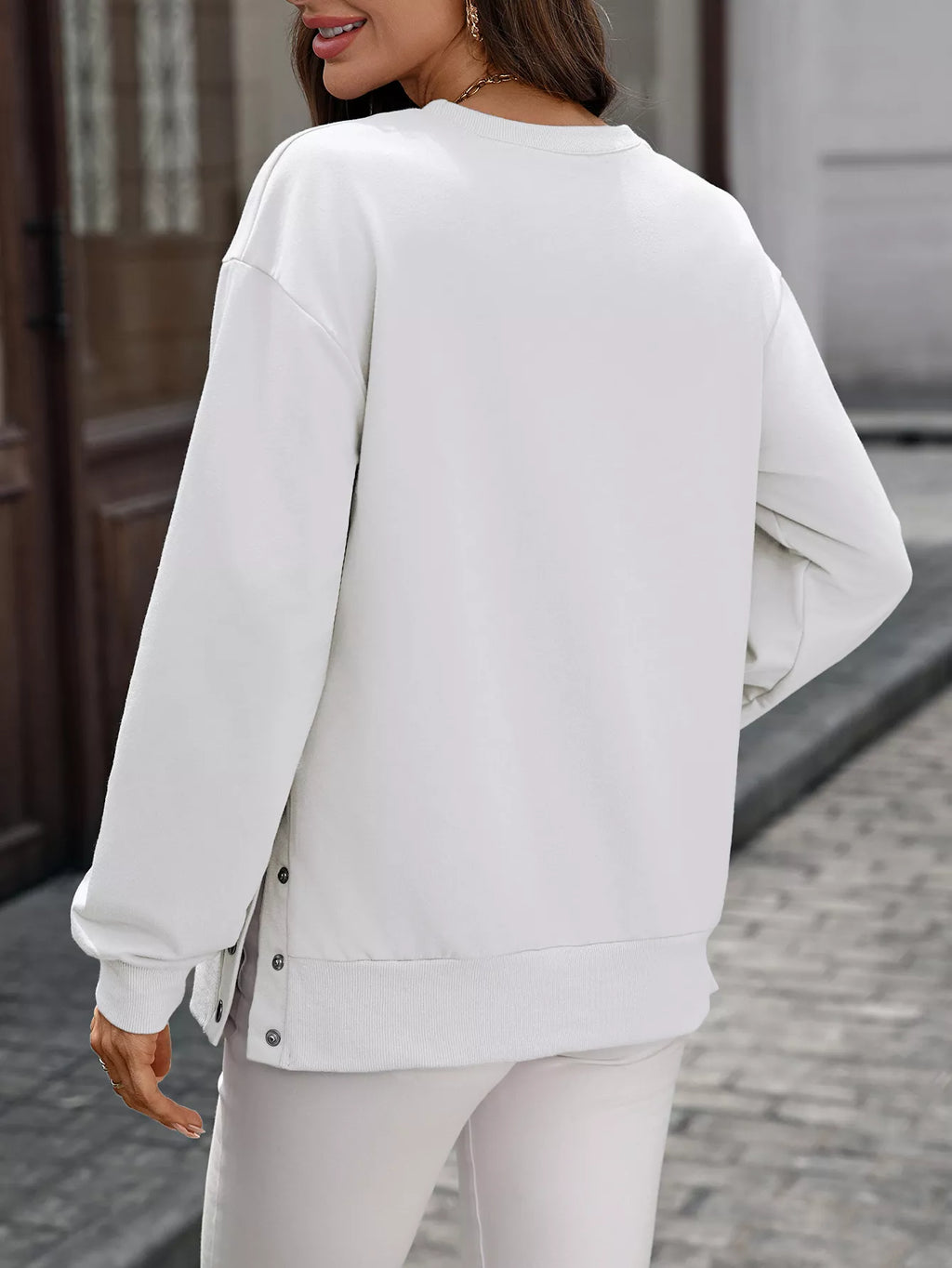 Side Snap Round Neck Sweatshirt (30)