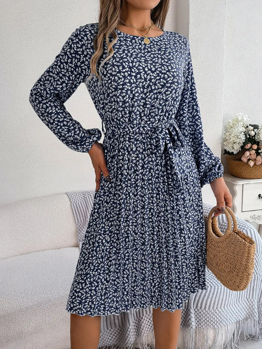 Ditsy Floral Tie Waist Pleated Dress (16)