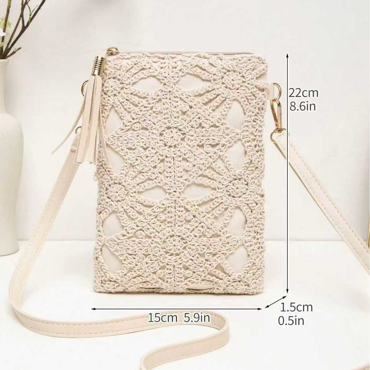 Casual Straw Woven Beach Hollow-out Shoulder Bag photo 2