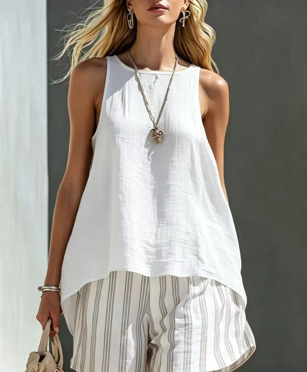 Round Neck Tank Striped Shorts Set (3)