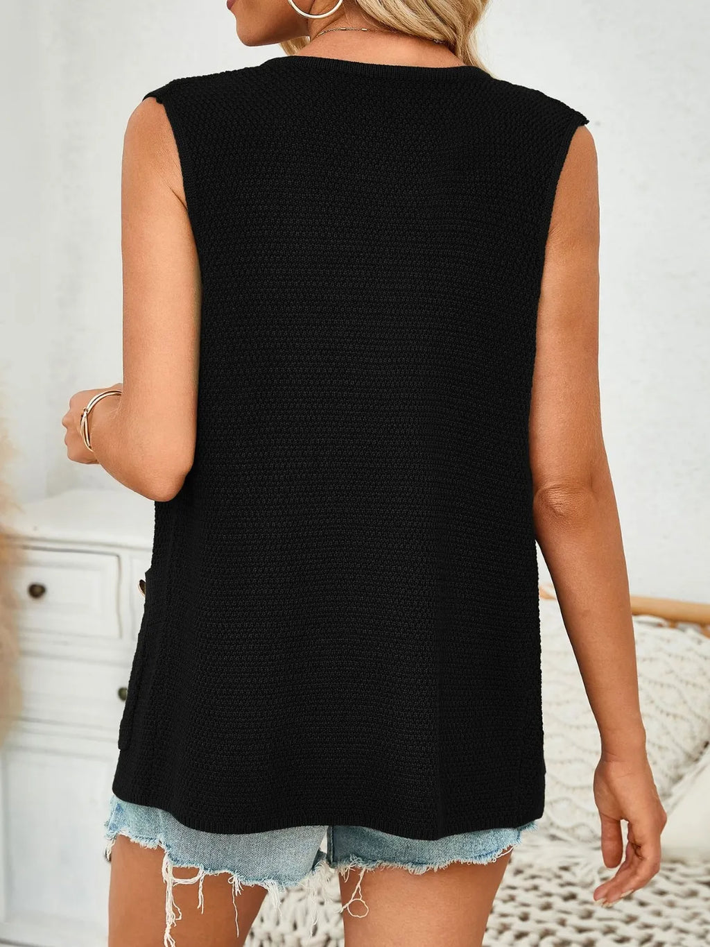 Button Down Round Neck Knit Vest (17)