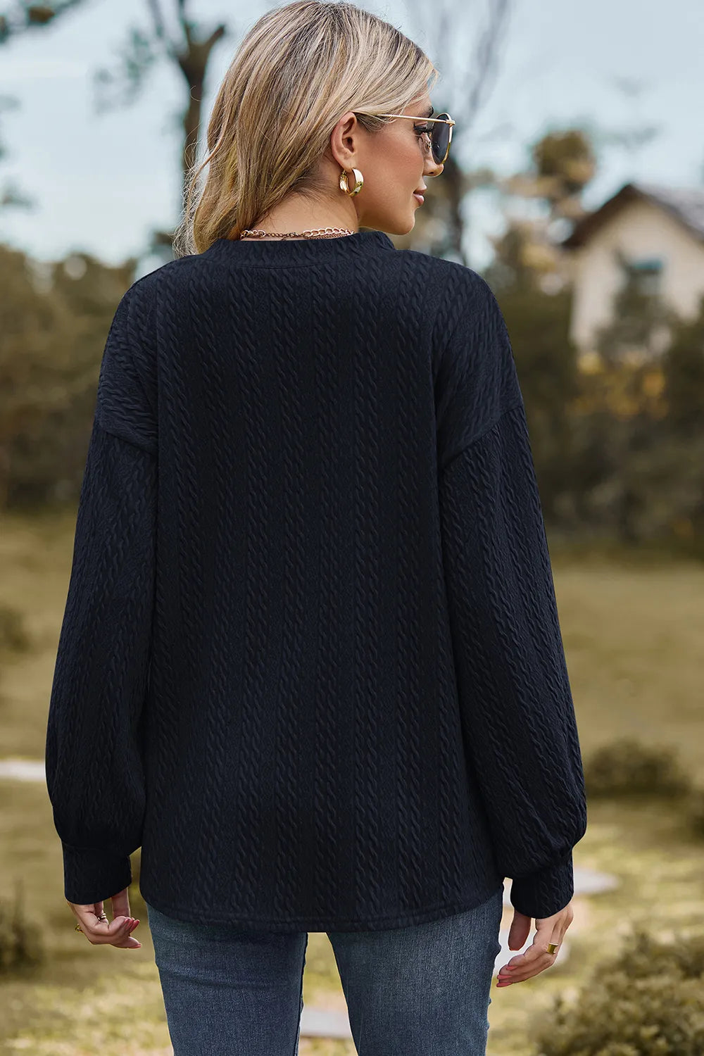 Textured V-neck Dropped Shoulder T-shirt (9)