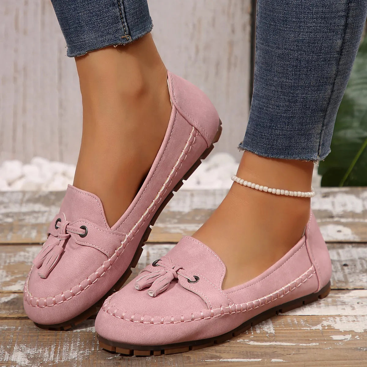Round Toe Flat Slip-ons (7)