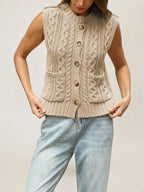 Cable-knit Button-down Sweater Vest (3)