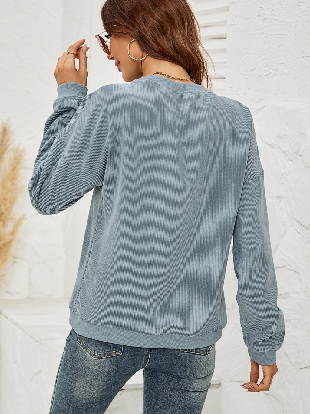 Merry Graphic Sweatshirt (11)