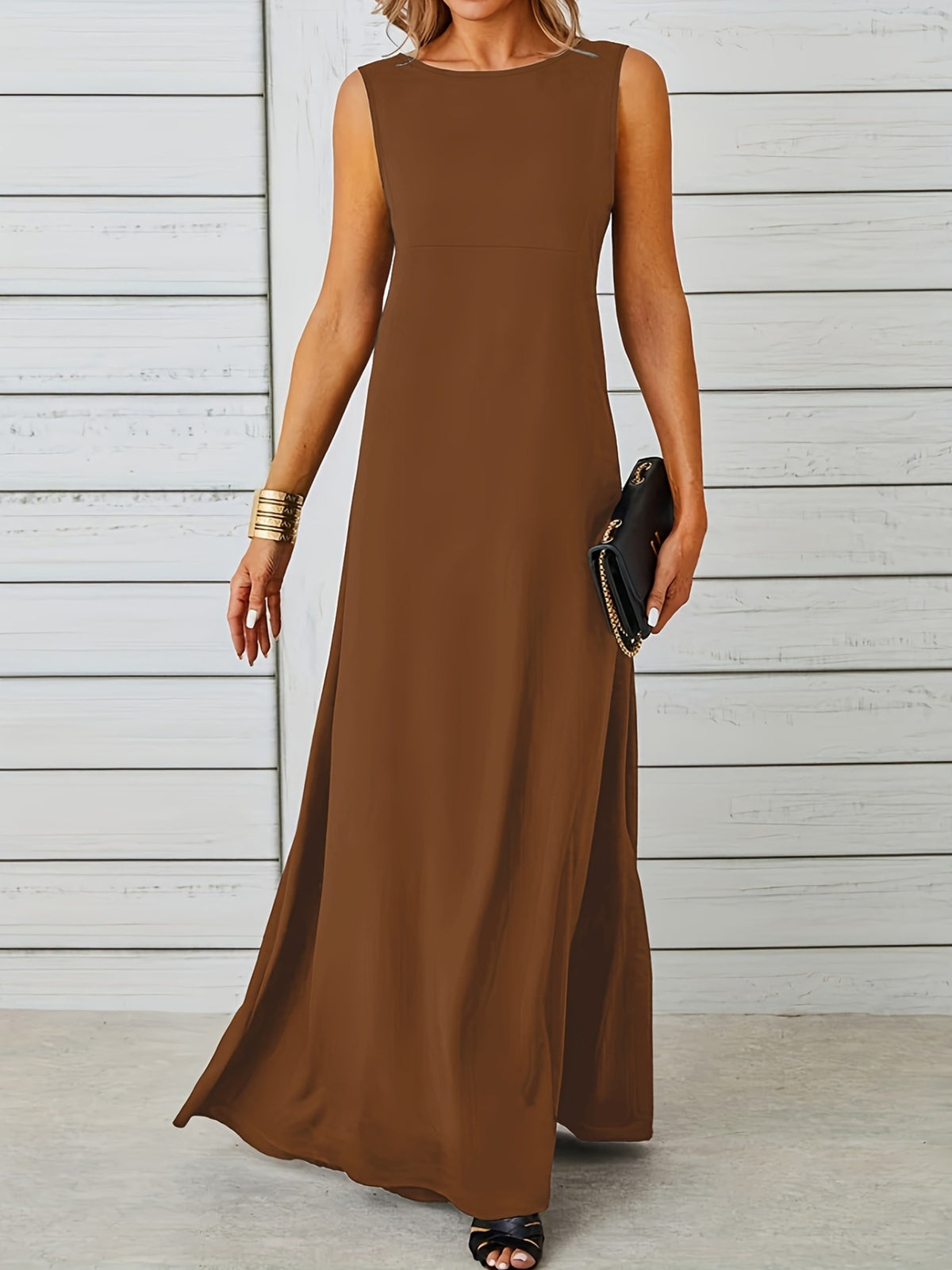 Sleeveless Flowy Maxi Dress (28)