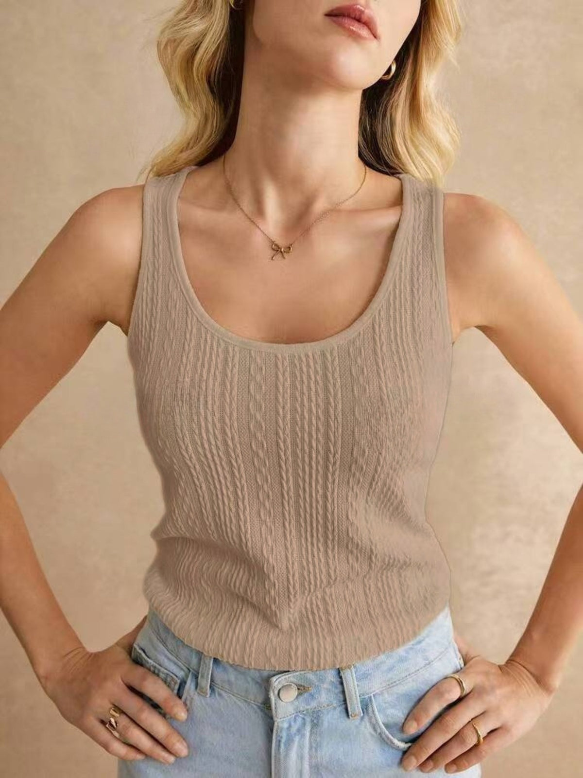 Textured Knit Scoop Neck Tank (11)
