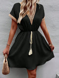 Contrast Trim V-neck Short Sleeve Mini Dress (22)
