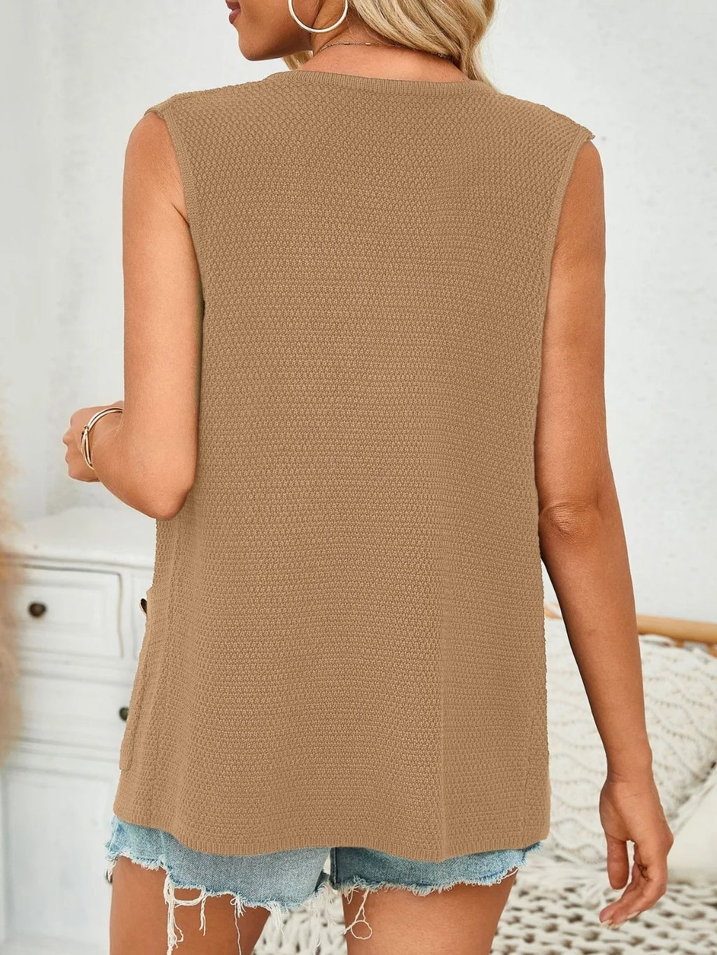 Button Down Round Neck Knit Vest (11)