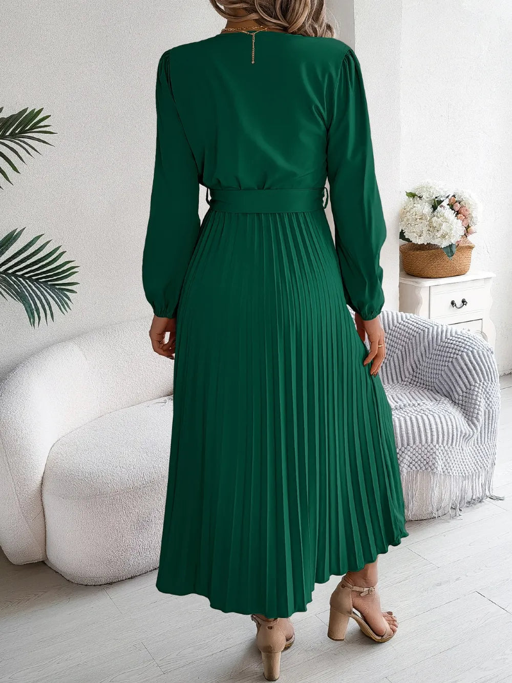 Pleated Tied V-neck Long Sleeve Dress (14)