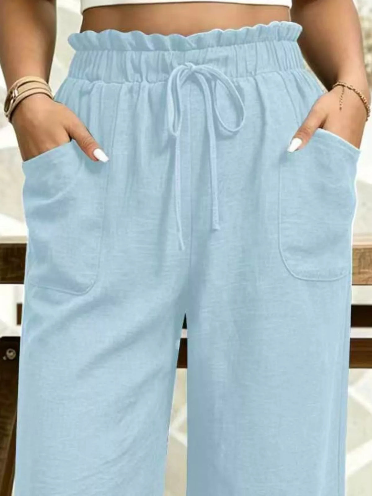 High-waisted Drawstring Capris (8)