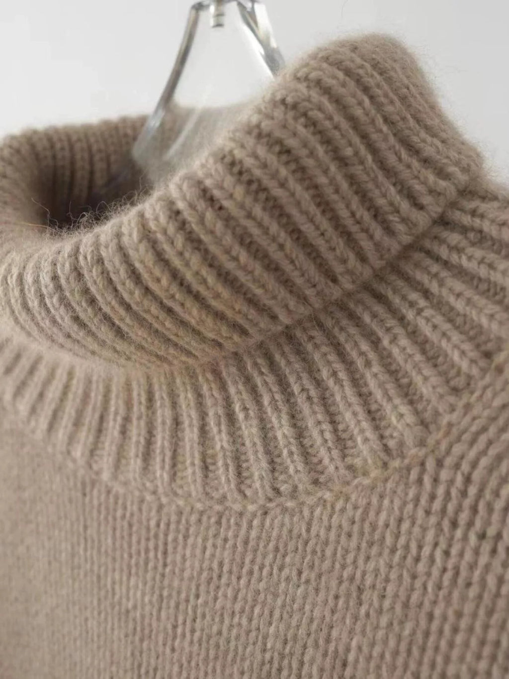 Turtleneck Dropped Shoulder Sweater (17)