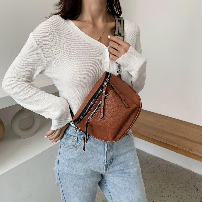 One Shoulder Crossbody Soft Leather Casual Saddle Bag photo 4