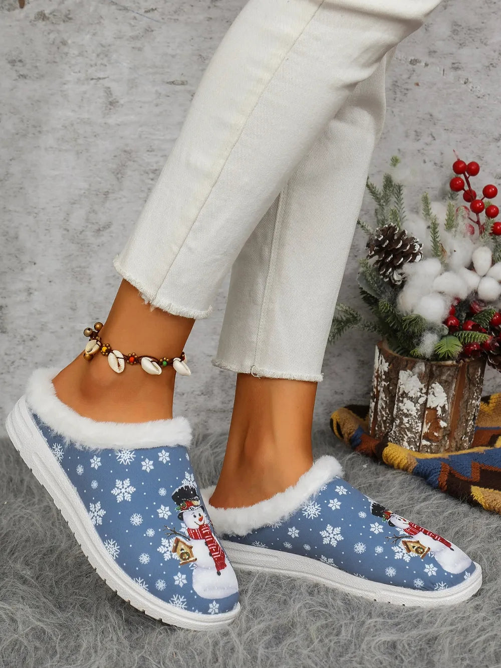 Snowman Print Flat Slippers Faux Fur (3)