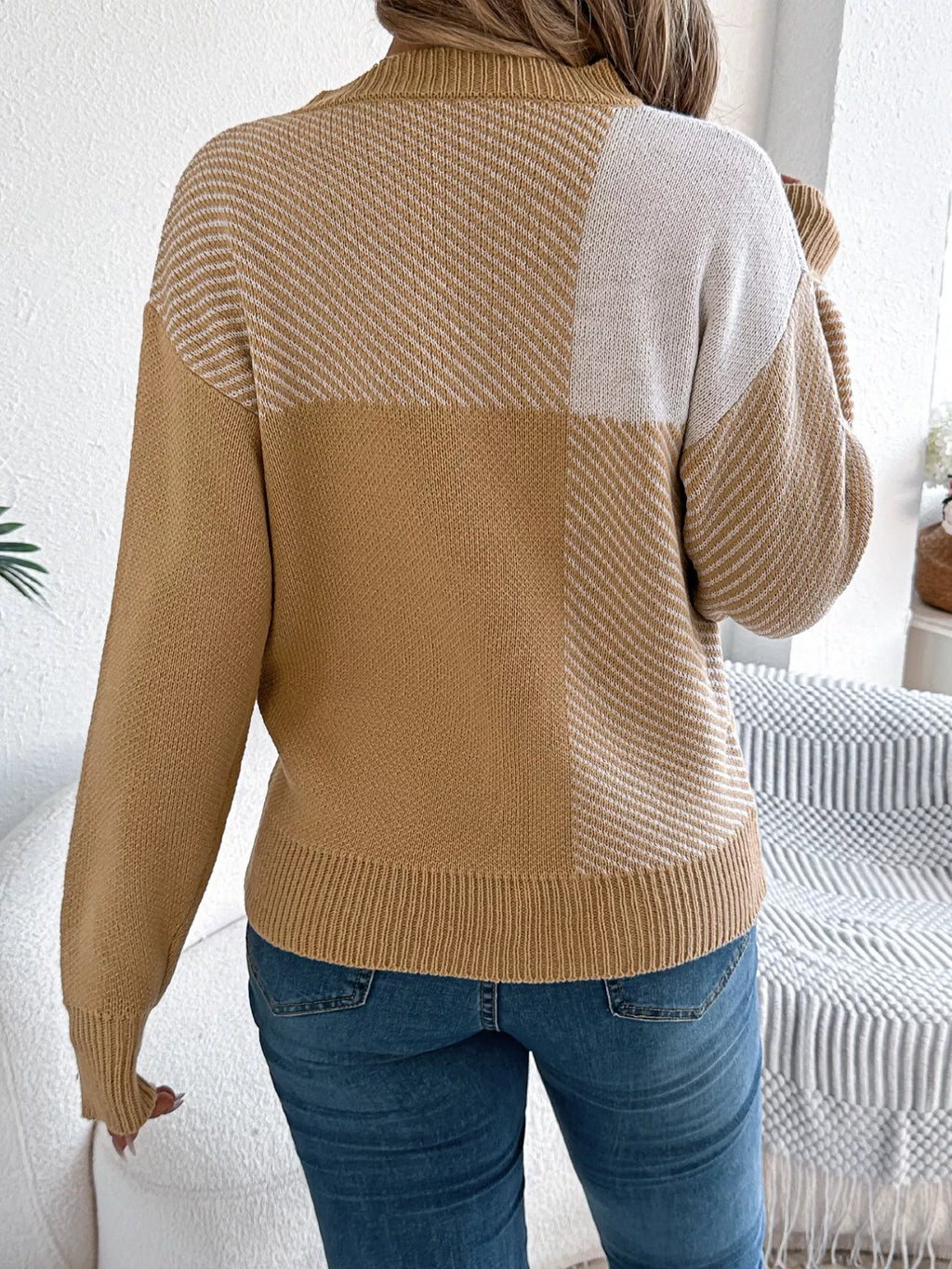 Block Striped Round Neck Sweater (2)