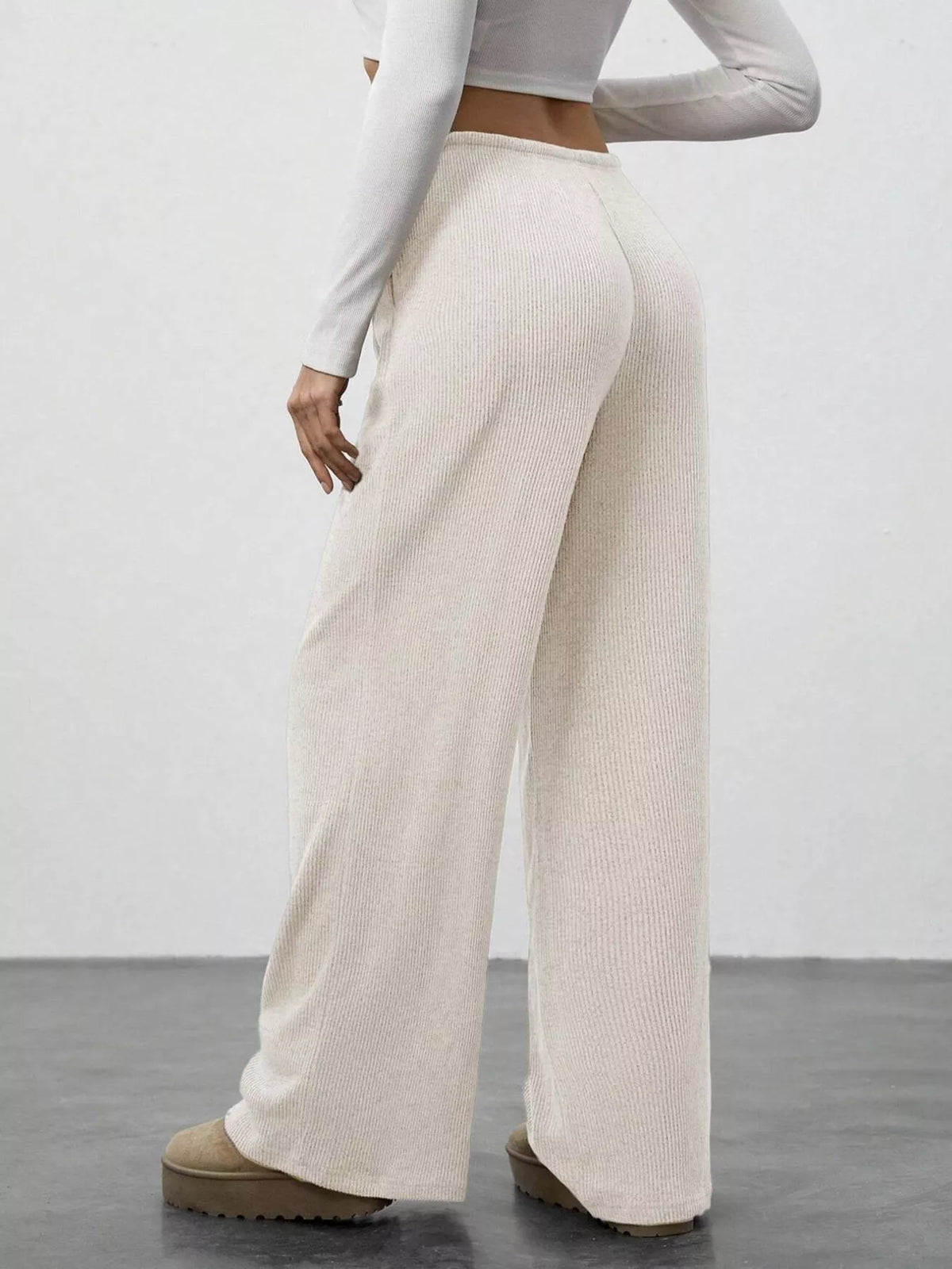 Relaxed Fit Drawstring Pants (18)