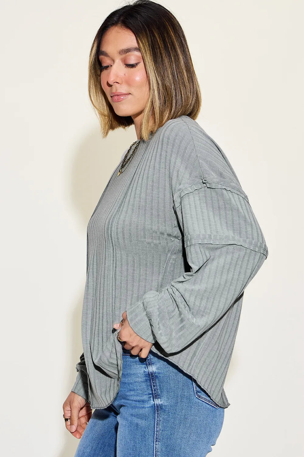 Full Size Ribbed Round Neck Long Sleeve T-shirt (12)