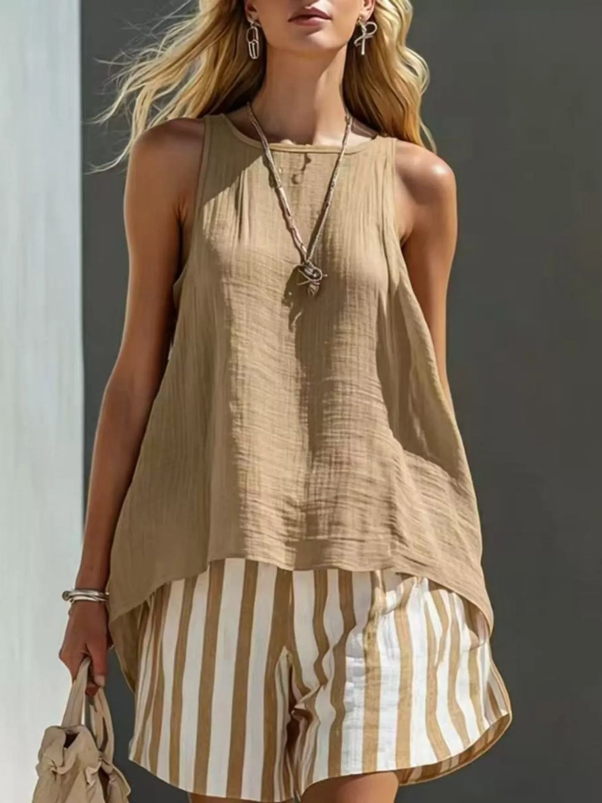 Round Neck Tank Striped Shorts Set (5)