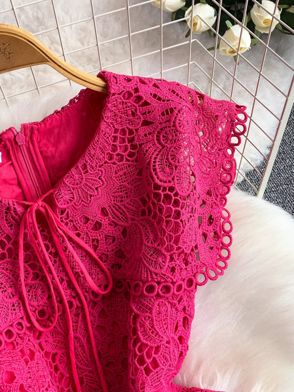Lace Sleeveless A-line Dress (5)