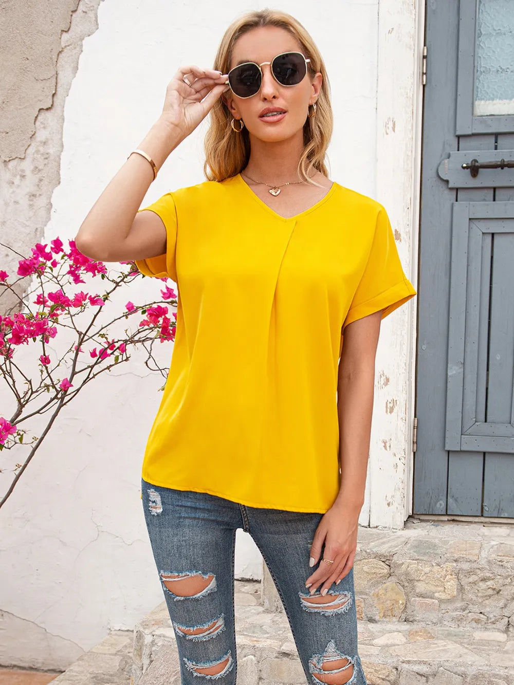 V-neck Short Sleeve T-shirt (9)