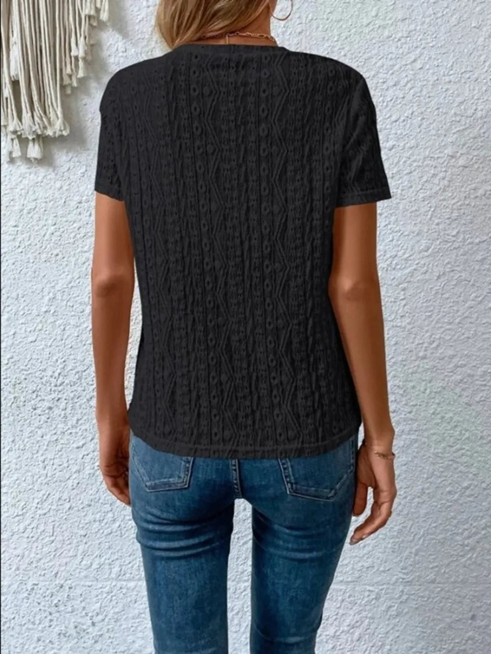 Eyelet Round Neck Short Sleeve T-shirt (7)