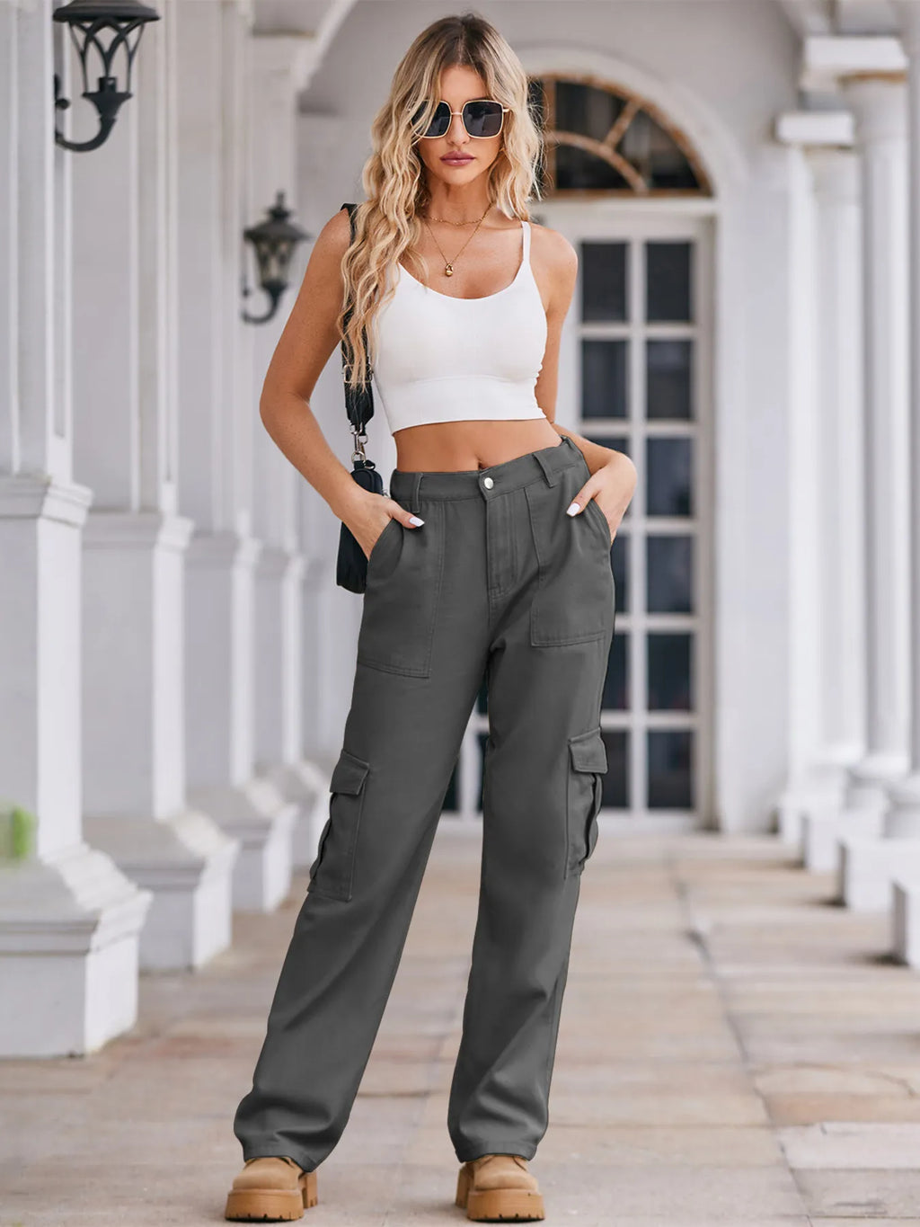 High-waisted Cargo Jeans (16)