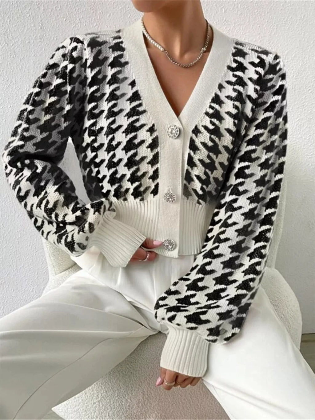 Houndstooth V-neck Button Up Cardigan (11)