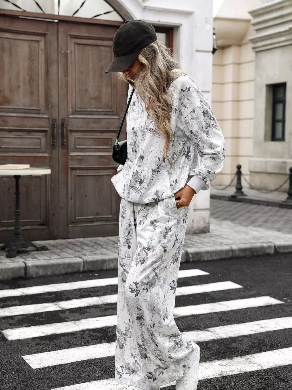 Printed Long Sleeve Hoodie Pants Set (10)