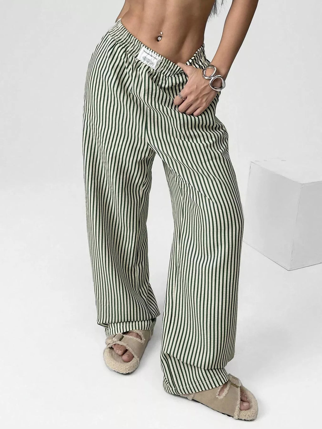 Striped High-waisted Wide Leg Pants (8)