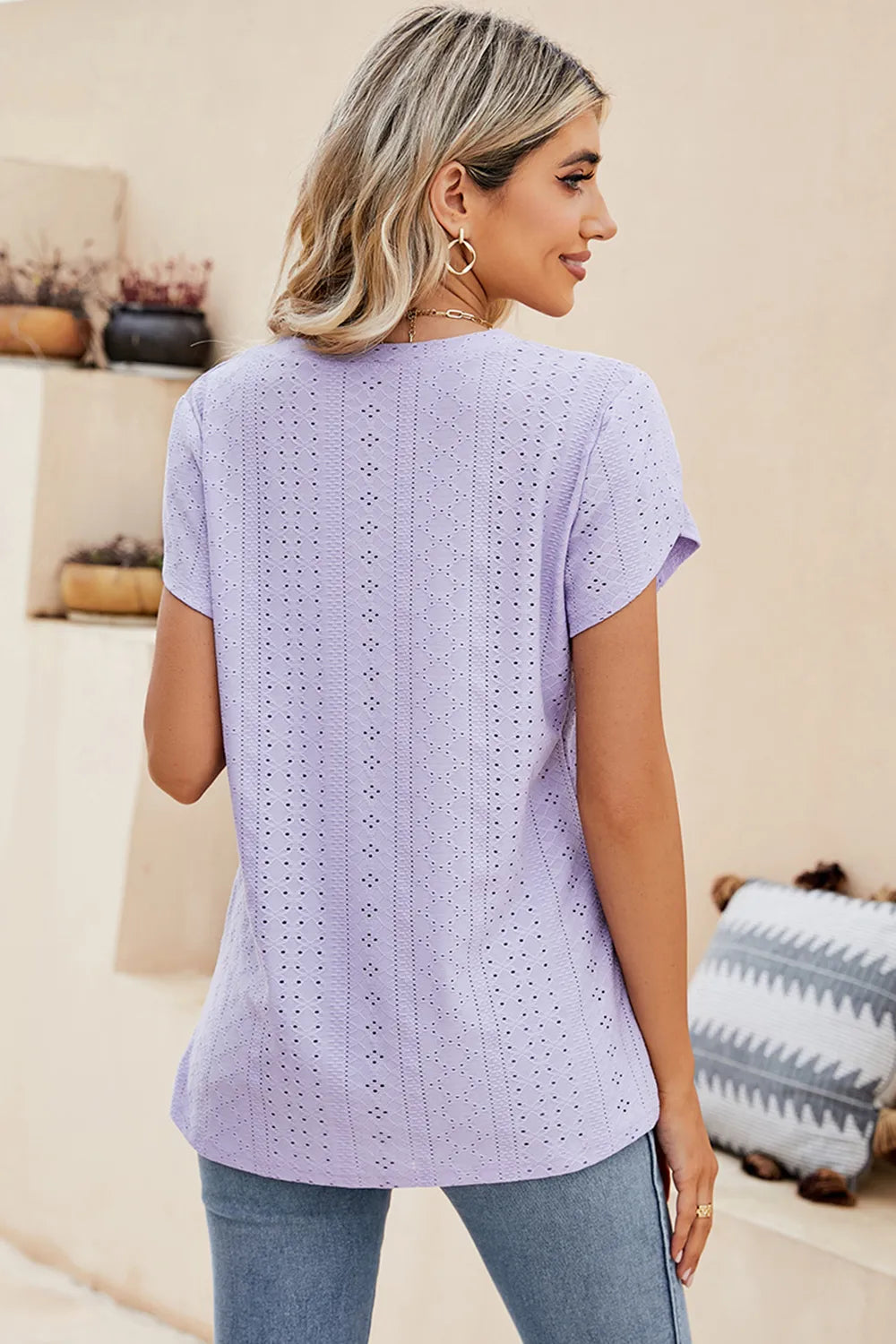 Eyelet V-neck Petal Sleeve T-shirt (28)