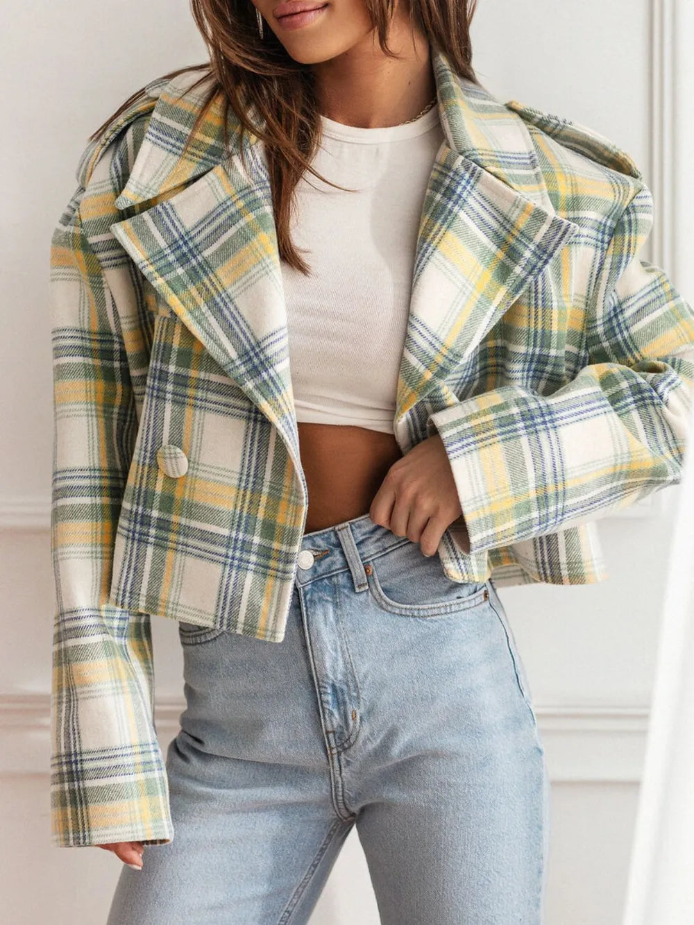 Lapel Collar Plaid Cropped Jacket (2)