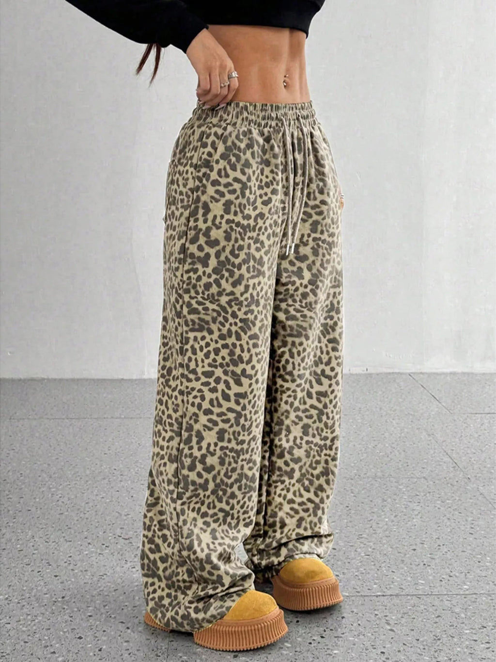 Full Size Leopard Print Wide Leg Pants Plus (9)