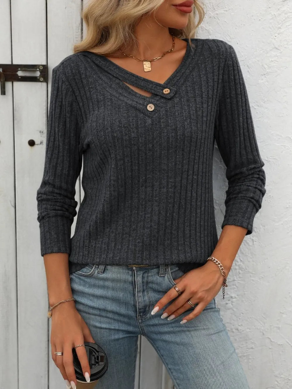 Ribbed V-neck Long Sleeve T-shirt (6)