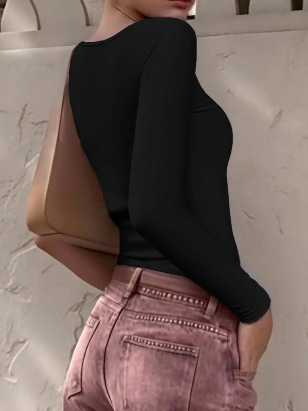 Long Sleeve Scoop Neck Fitted T-shirt (7)