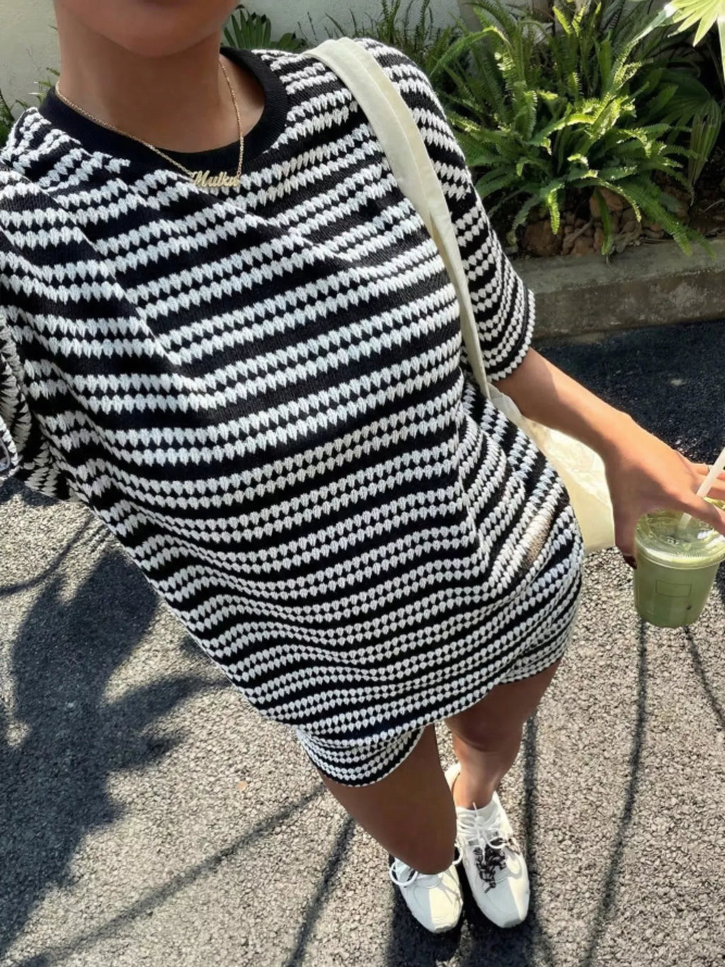 Striped Short Sleeve Top Shorts Set (2)