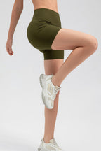 Wide Waistband Slim Fit Sports Shorts (5)