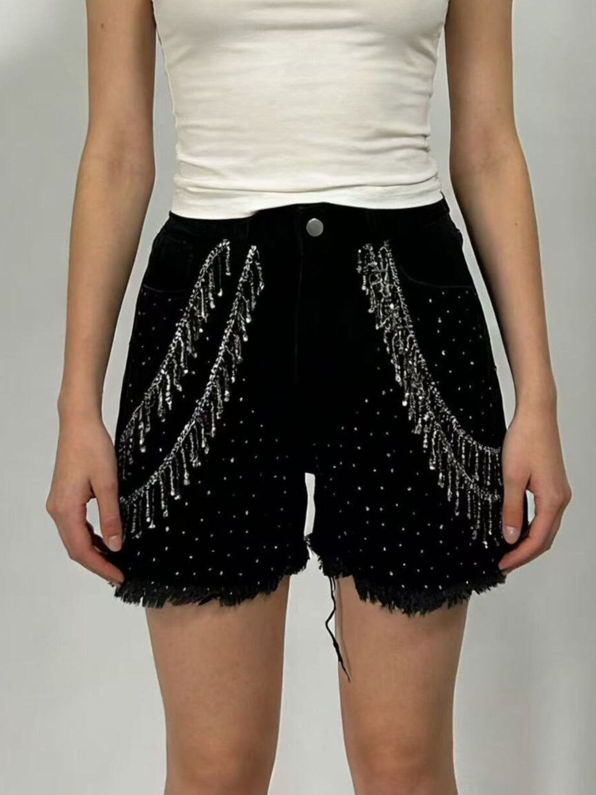 Rhinestone Chain Raw Hem Denim Shorts (4)